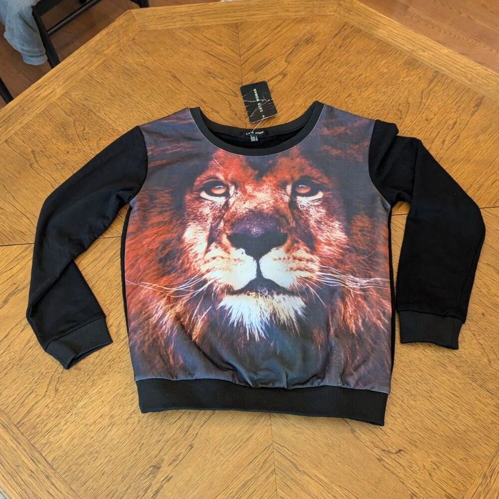 NWT Lion Graphic Sweatshirt Long Raglan Sleeve Black Pullover Shirt Size S